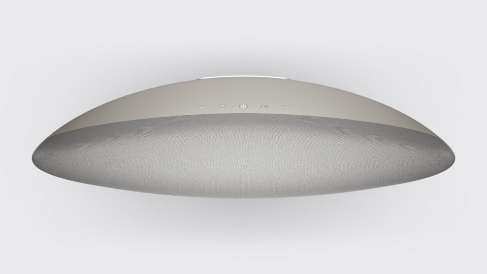 Low--Zeppelin Pearl Grey Top Grey Background