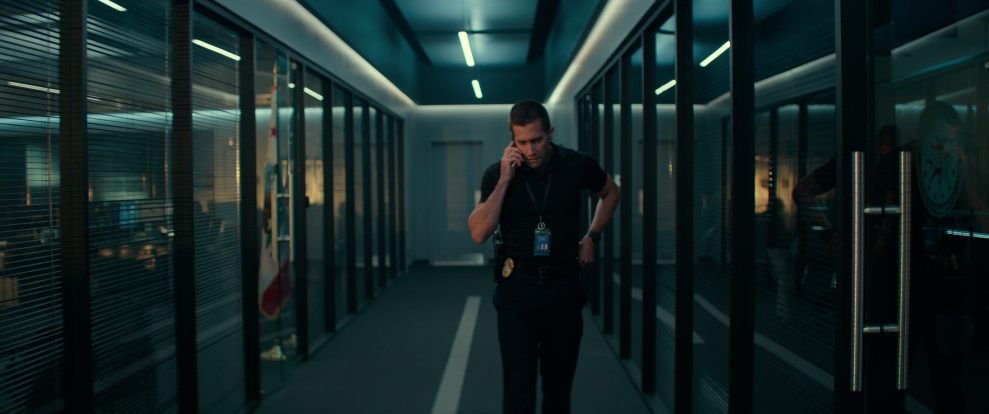 THE GUILTY: JAKE GYLLENHAAL as JOE BAYLER. CR: NETFLIX © 2021.