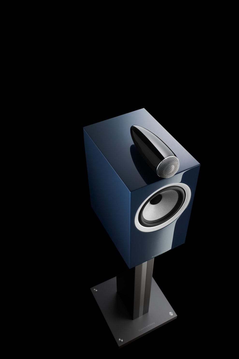 Low--705 Signature Midnight Blue Metallic High Angle Beauty