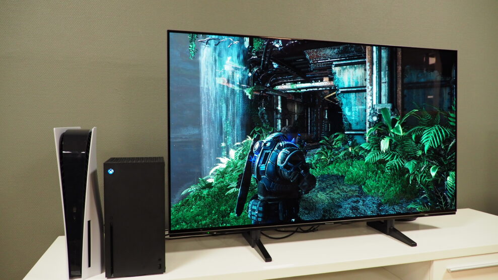 Panasonic JZ1000 (TX-48JZ1000E) 4