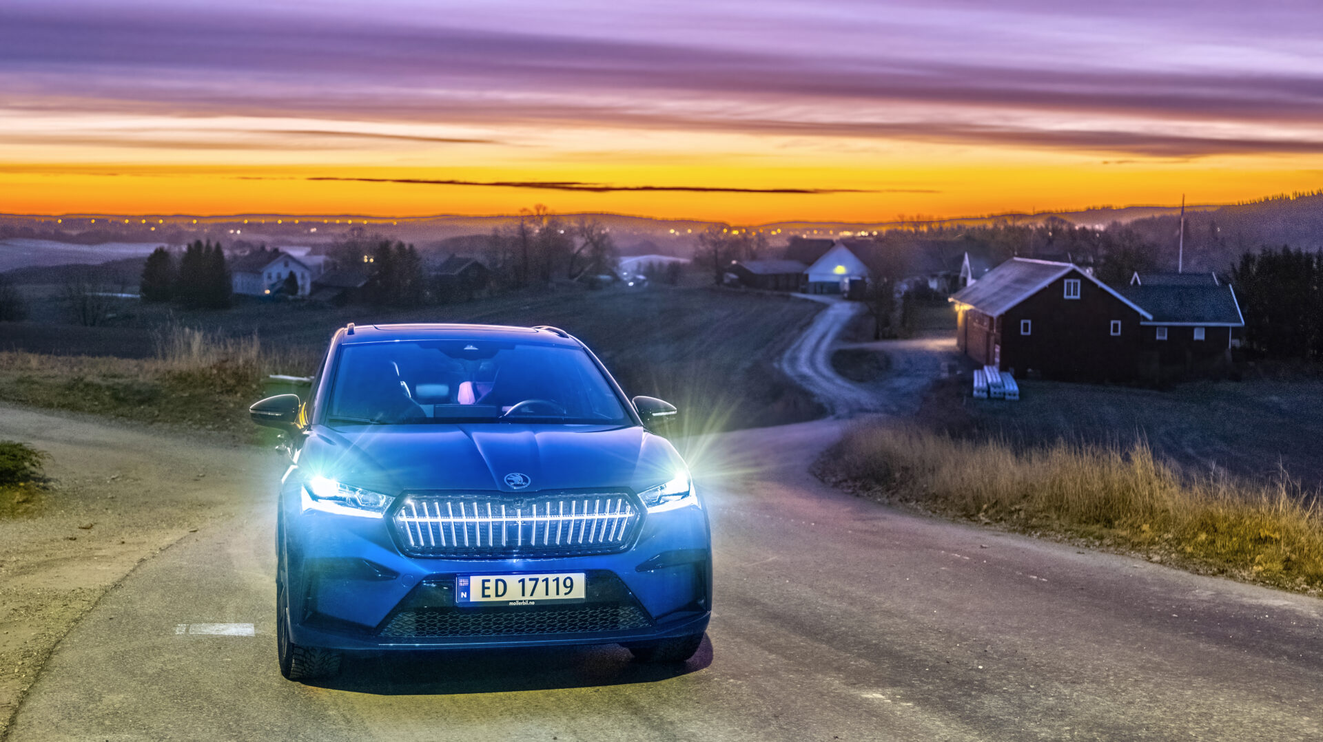 Skoda Enyaq iV80x sportline SPREAD