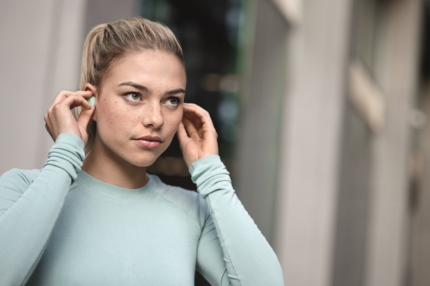 Jabra Elite 4 Active liker aktivitet