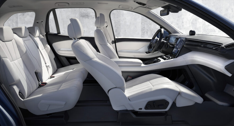 NIO ES8 interior light press image scaled 1