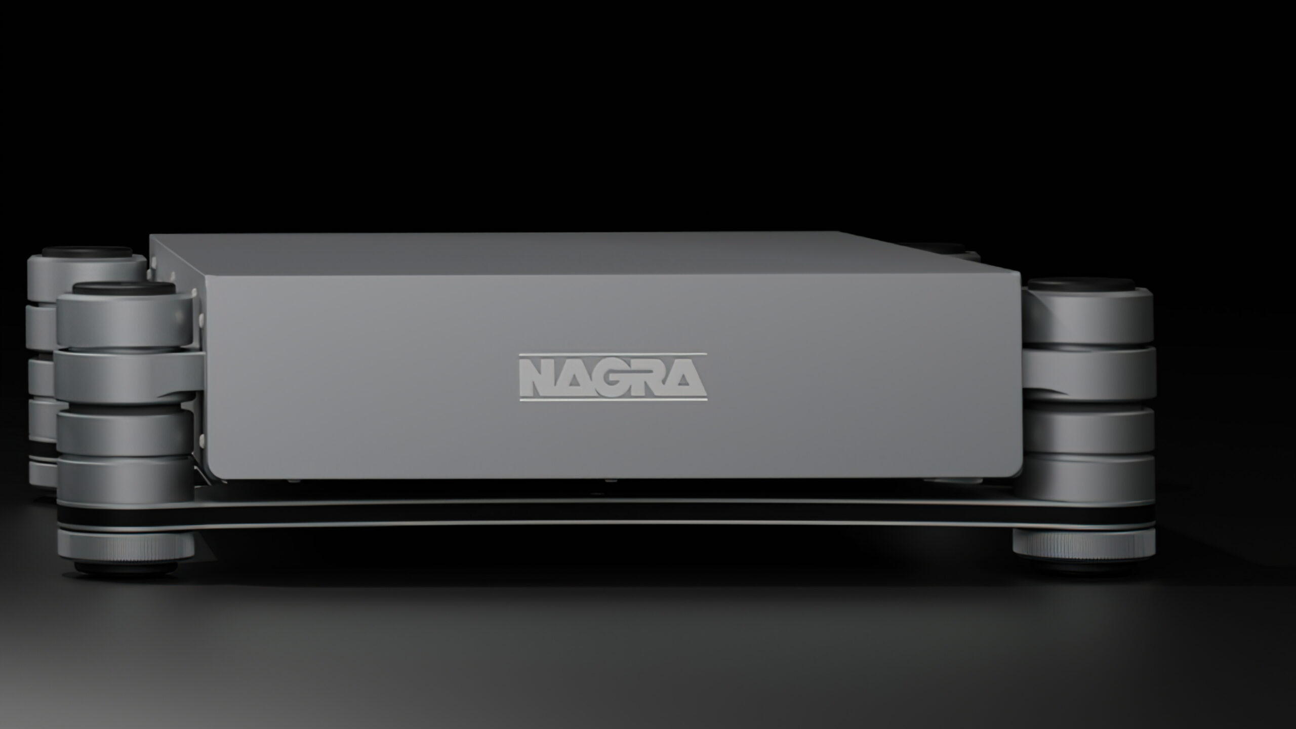 Nagra firar 70 år med svindlande dyr skivspelare 6 Nagra Reference-turntable-power-supply