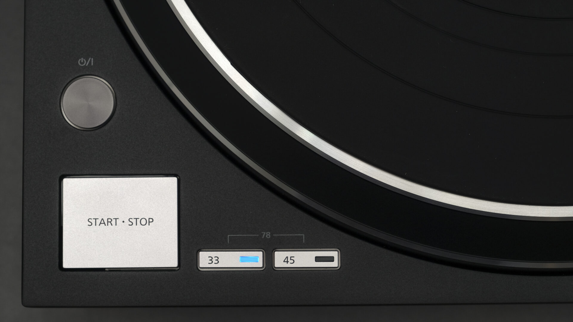 TEST Technics SL100C Et kupp blant platespillere