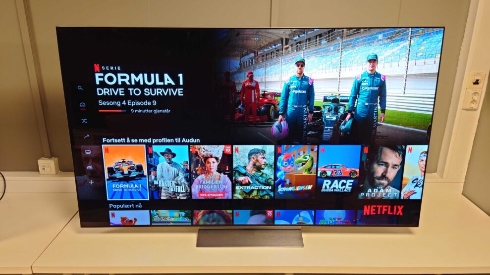 LG OLED C2 Netflix F1 Drive to survive