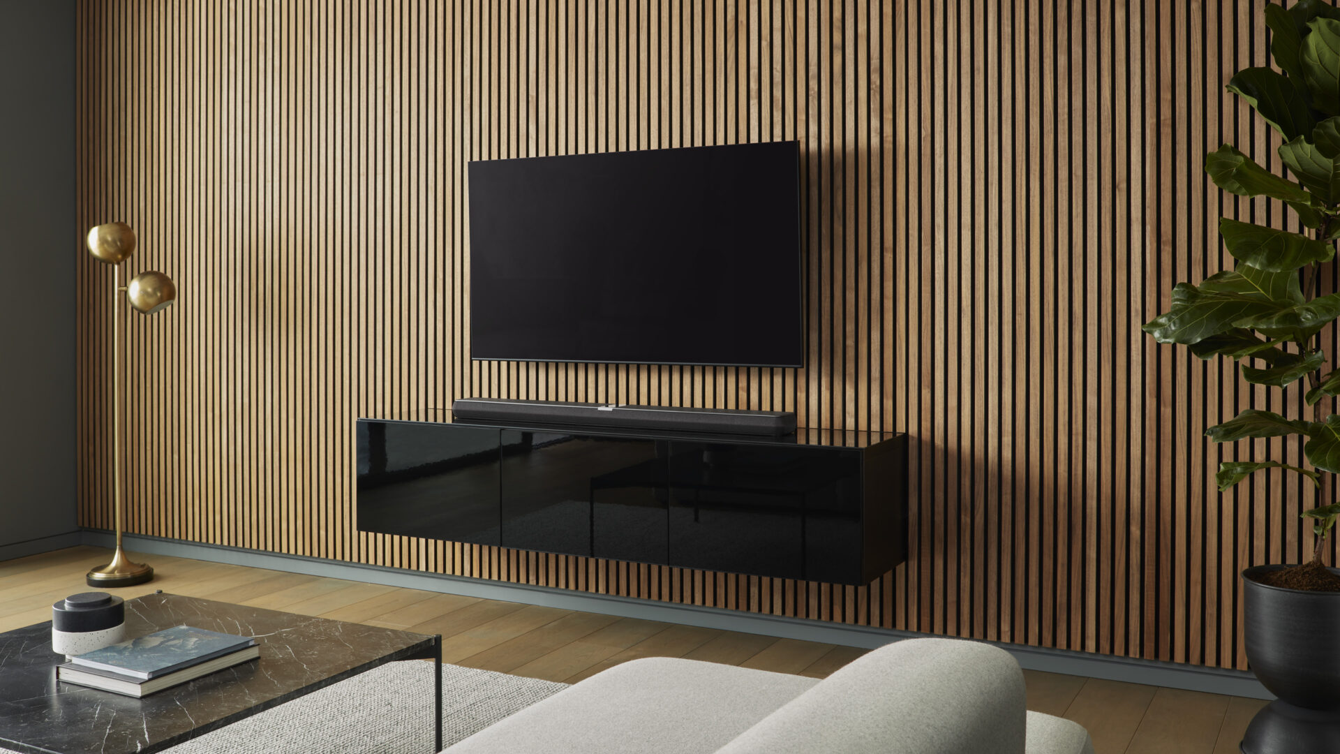 TEST: Bowers & Wilkins Panorama 3 - Første Atmos-lydplanke fra B&W