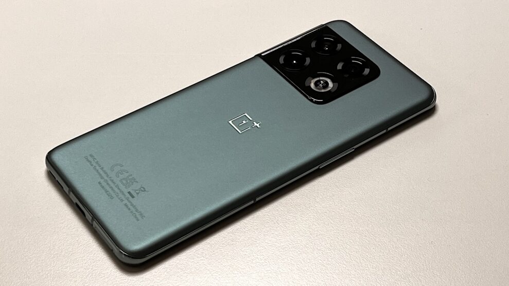 One Plus 10 Pro