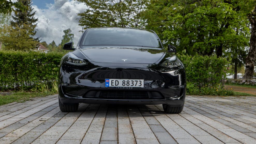 Tesla Model Y Performance front edited