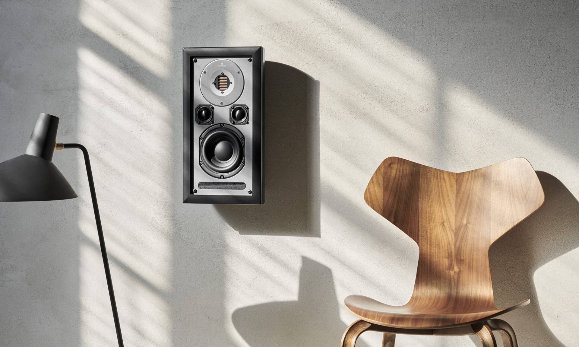 Audiovector R-Series InWall og vegghøyttalere