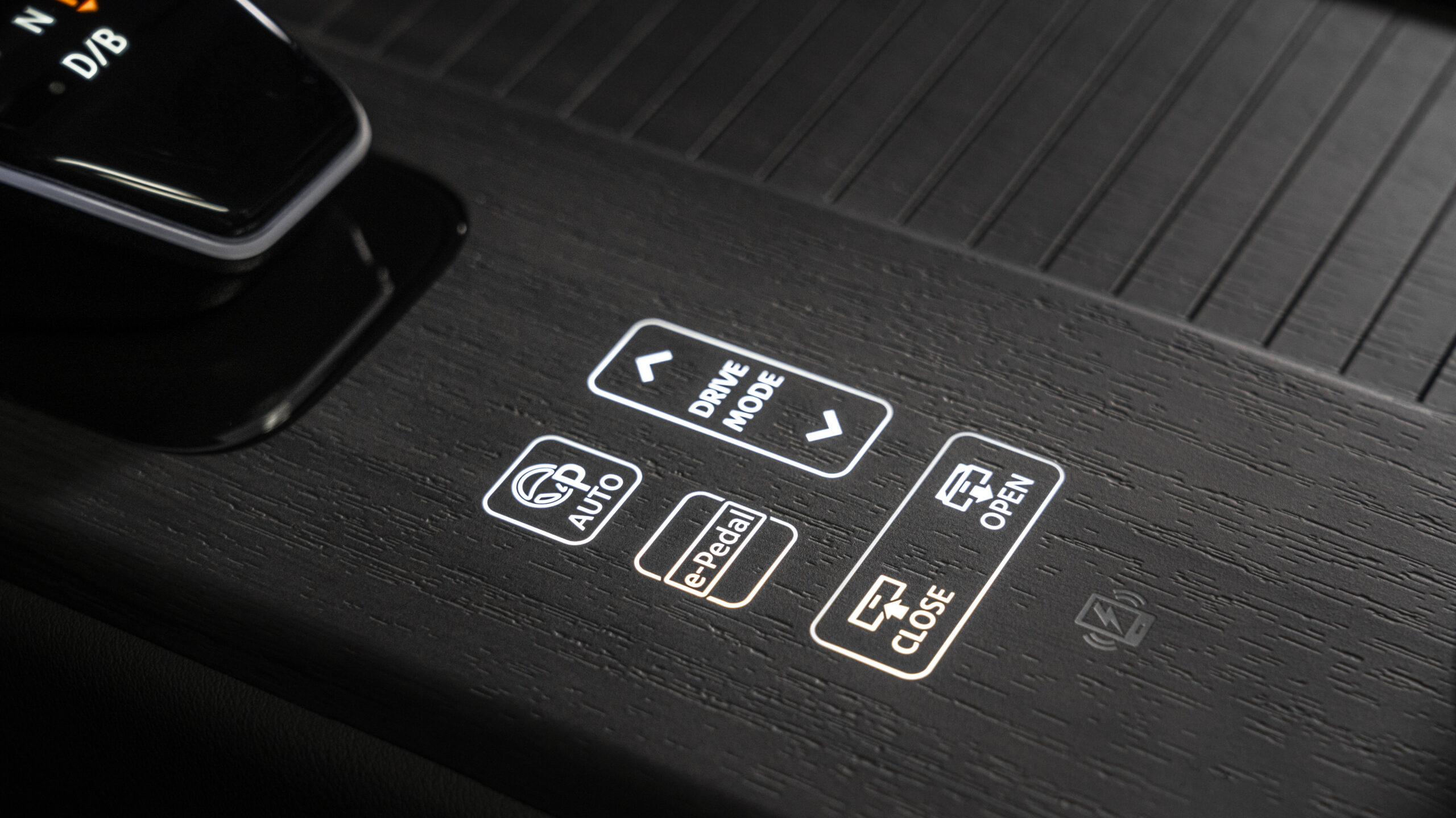 Nissan Ariya mid console haptic buttons
