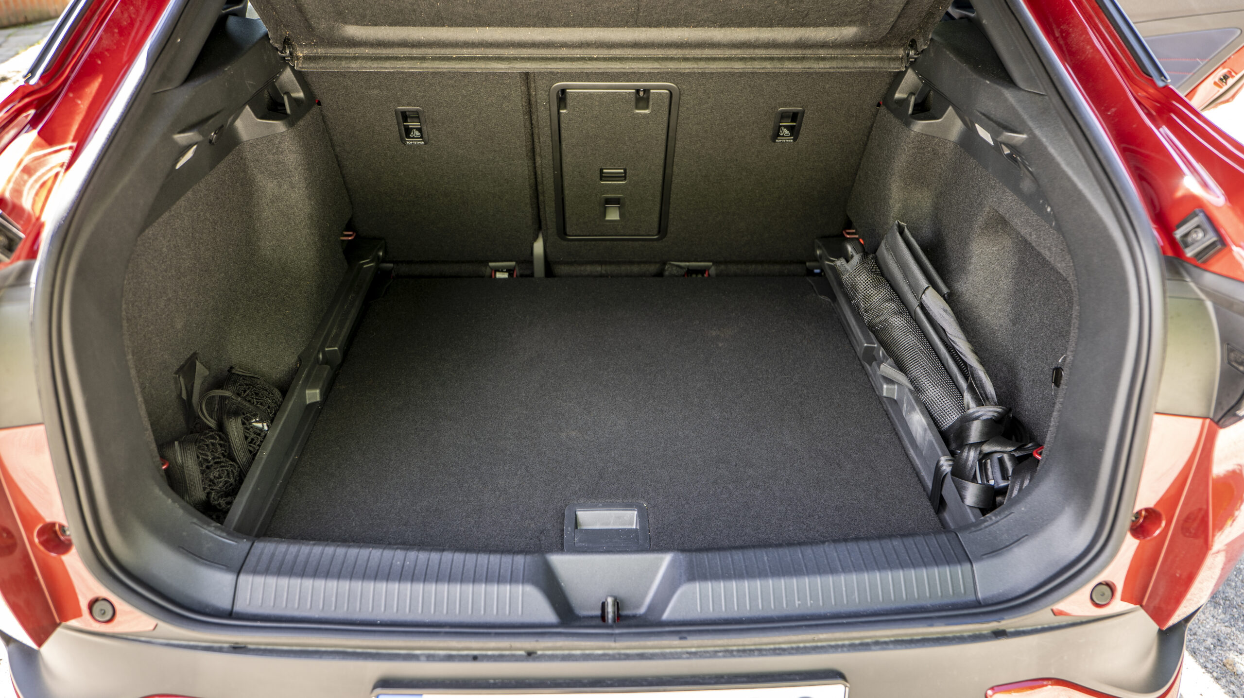 Volkswagen ID5 GTX trunk