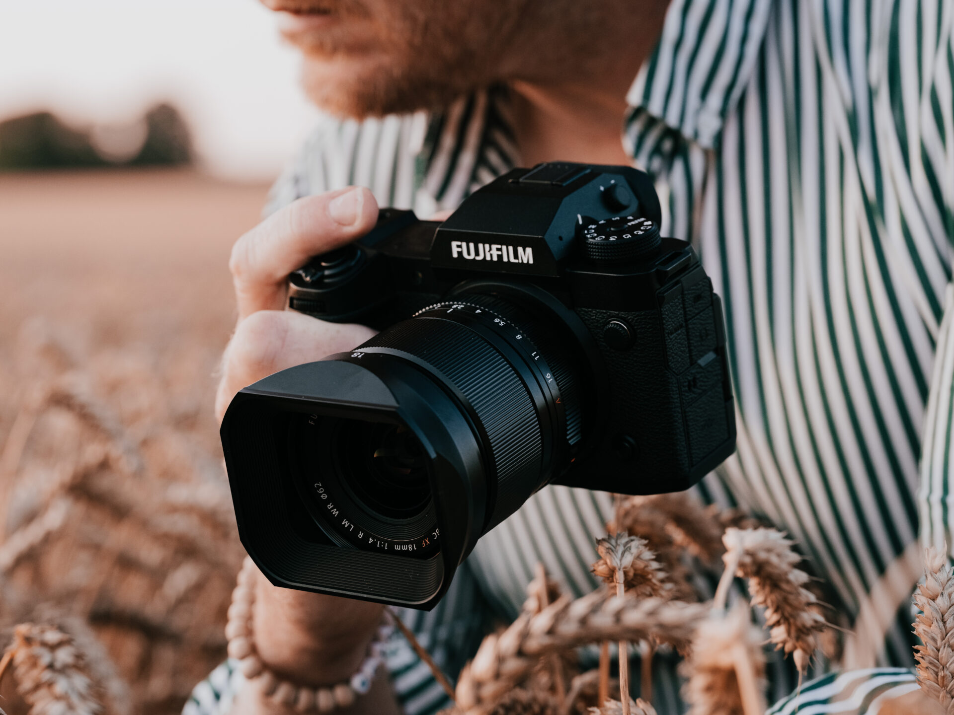 Fujifilm X-H2 med høyoppløst bildebrikke