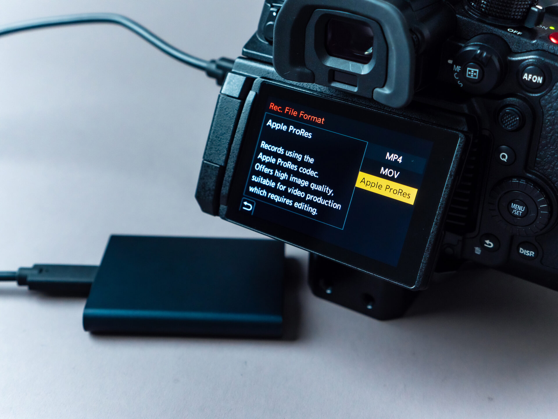 Panasonic Lumix GH6 får støtte for SSD