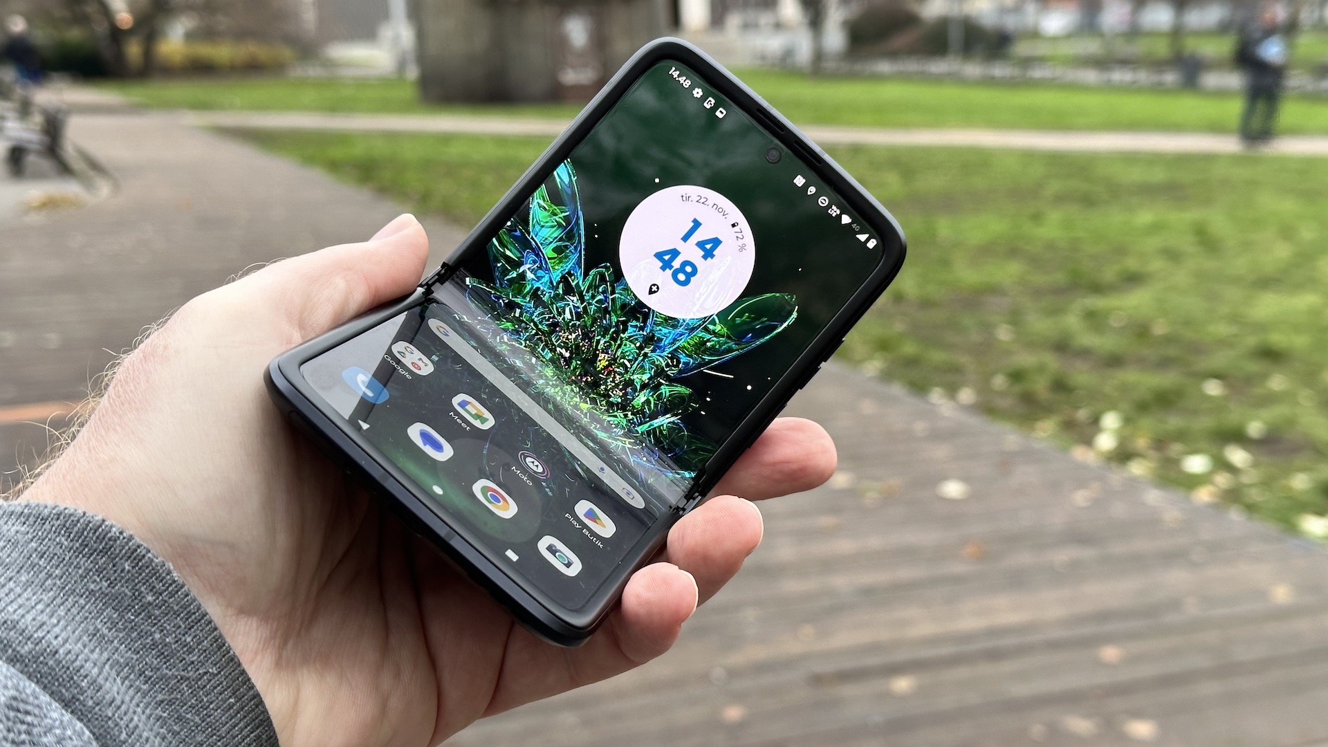 TEST: Motorola Razr 2022 – Markedets beste brettmobil