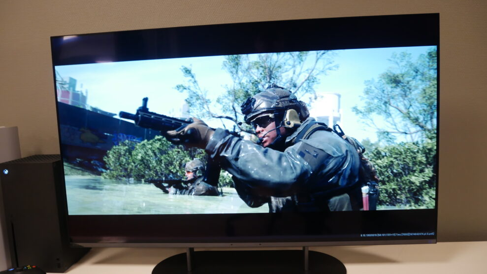 Sony A90K Call of Duty (2)