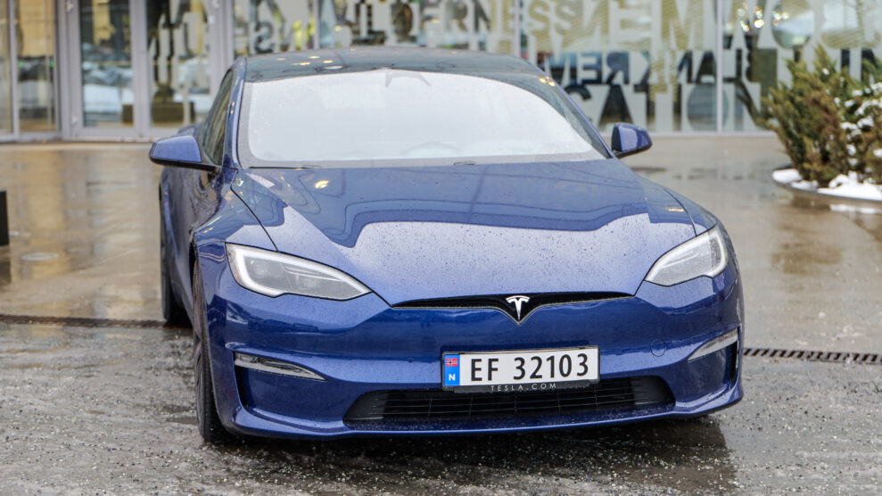 Tesla Model S Plaid front