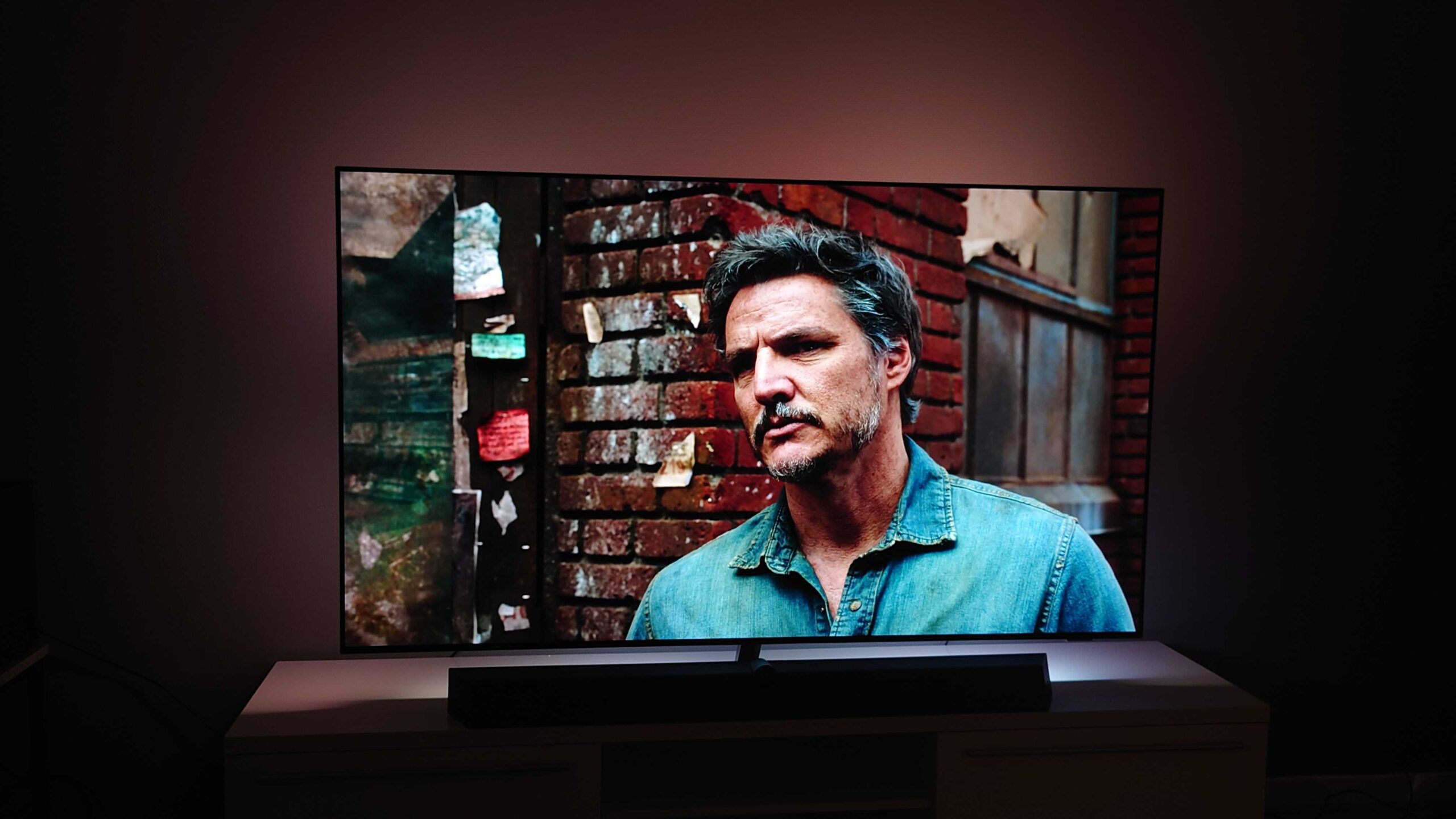 TEST: Philips OLED+937 (65OLED937/12) – En beintøff TV-opplevelse