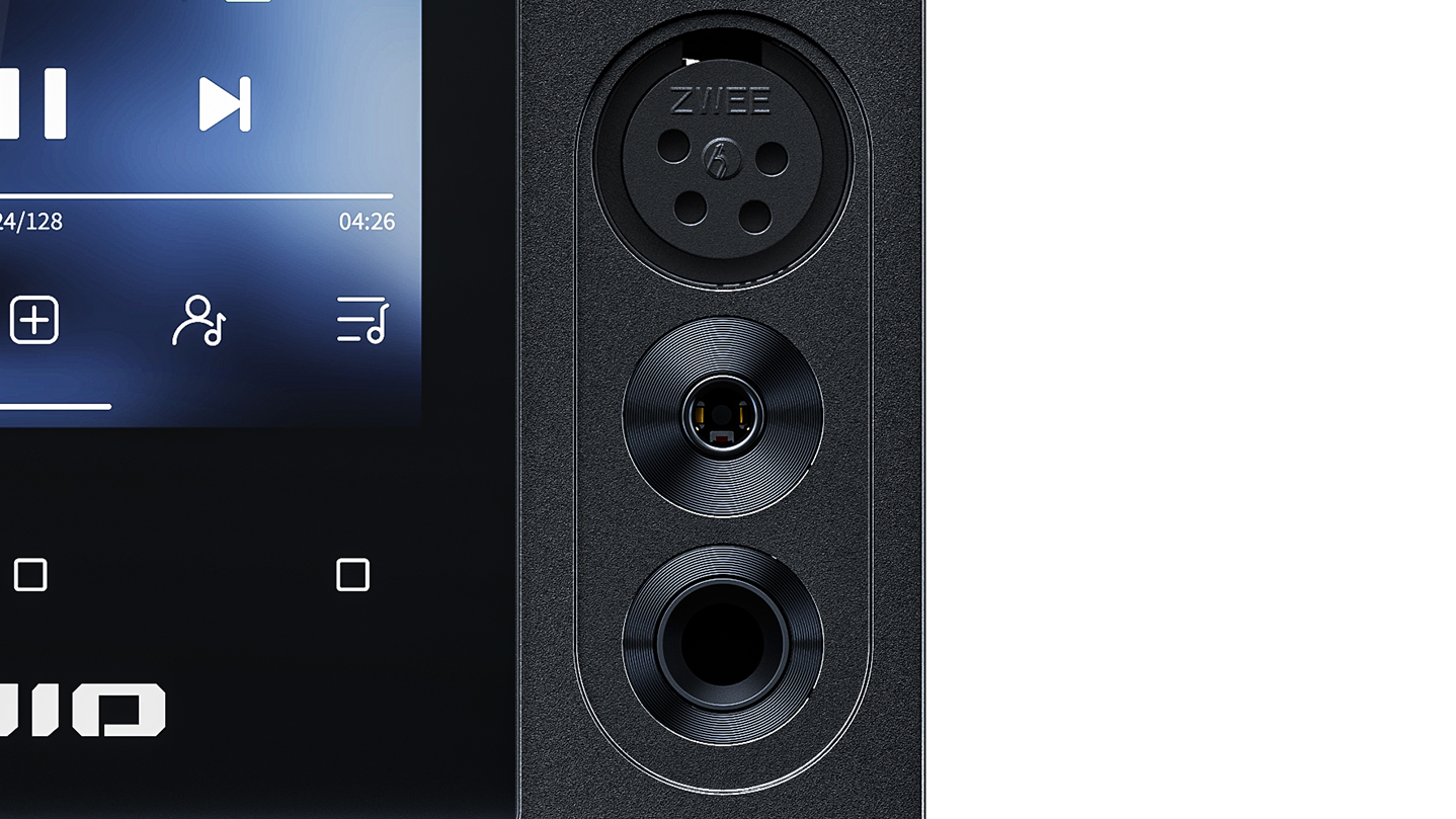 FiiO R7 headhpone out