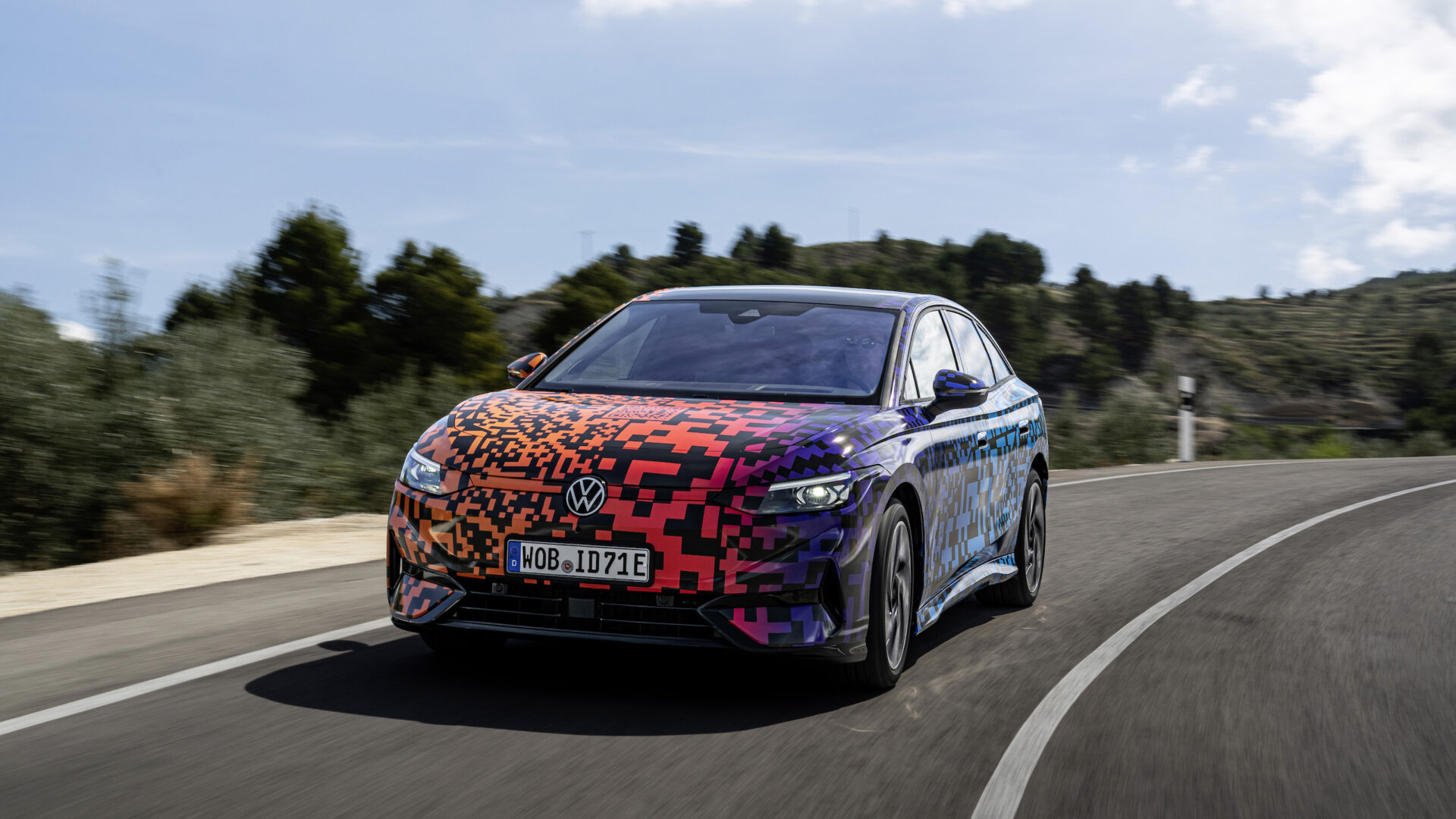 Volkswagen ID.7 er i siste testfase 6