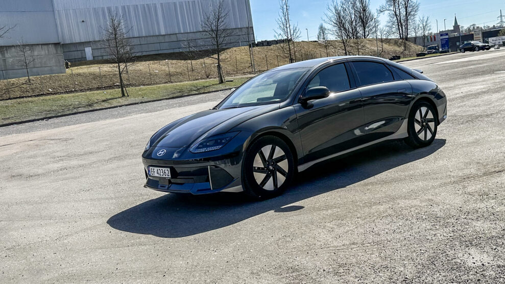 Hyundai Ioniq 6 tilted