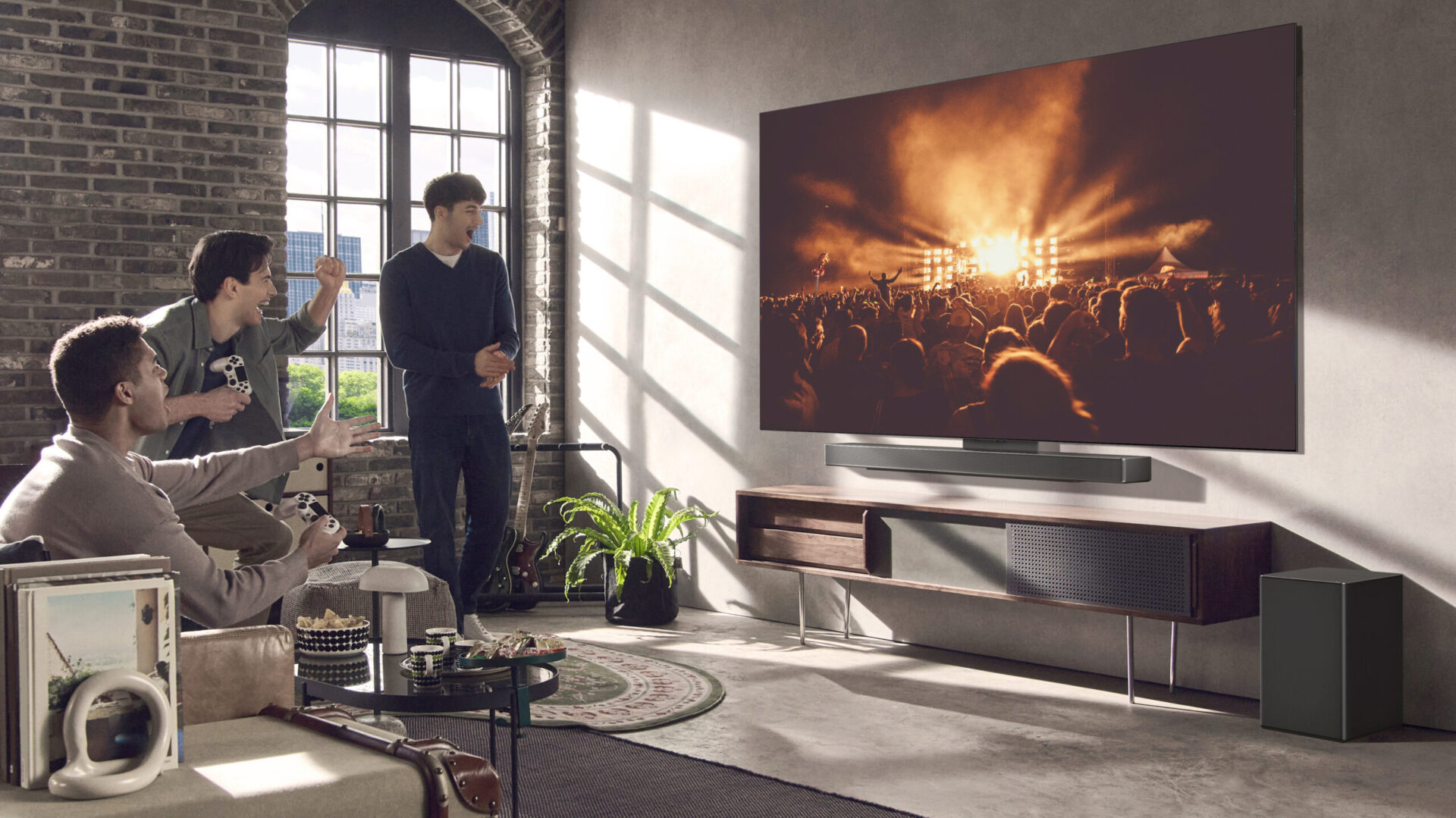 LG SC9S – Questa soundbar di LG svolge un duplice ruolo