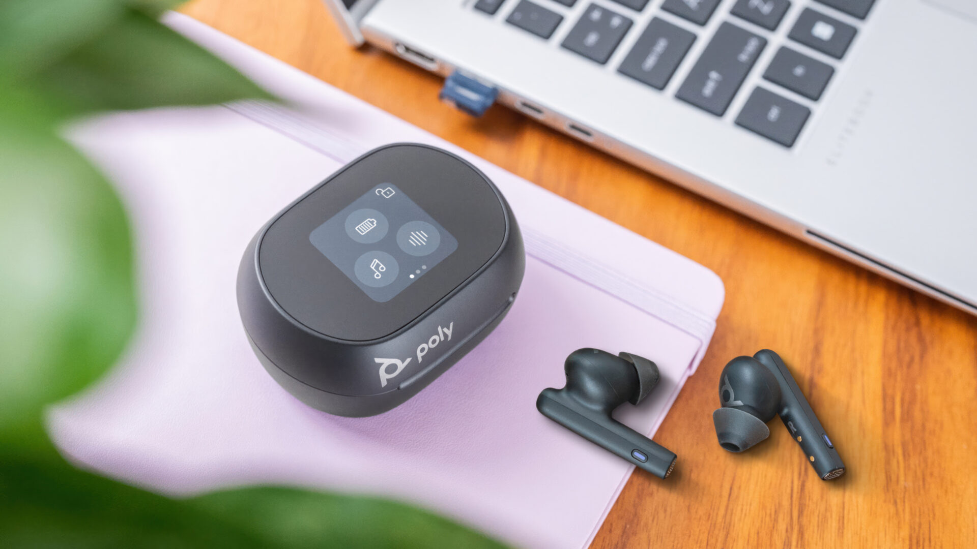 Poly Voyager Free 60+: utfordrer AirPods Pro