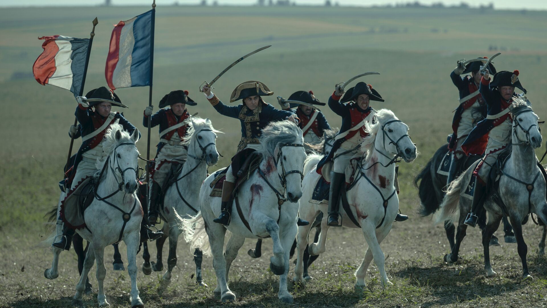 I høst er Joaquin Phoenix Napoleon – se traileren nå