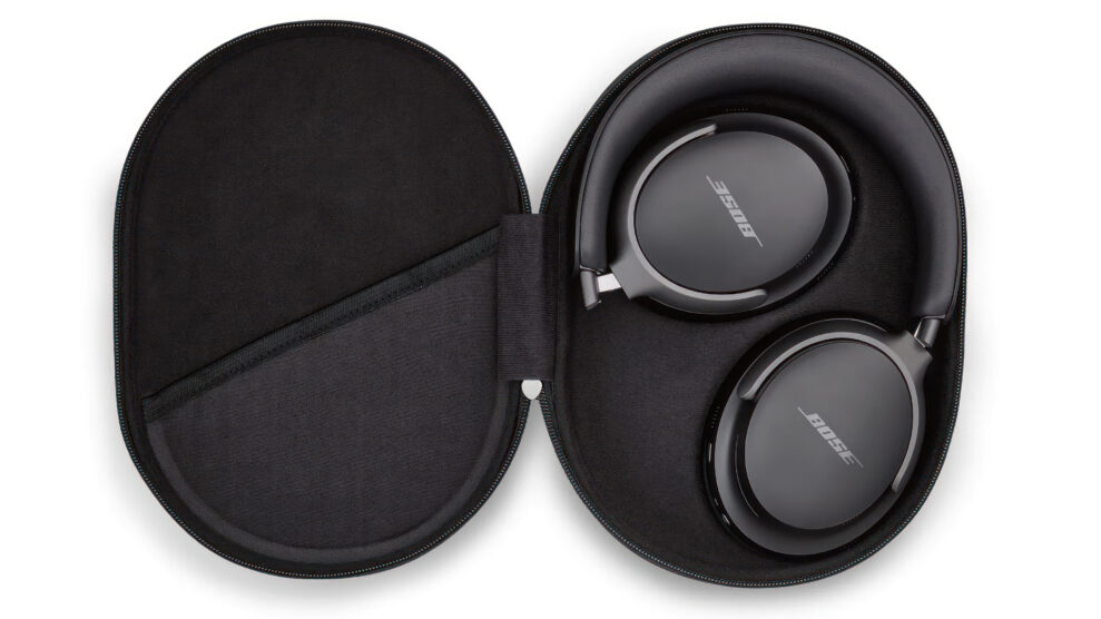 Bose QuietComfort Ultra in case