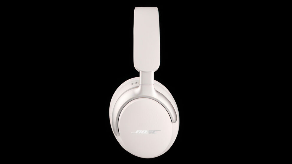 Bose QuietComfort Ultra-white side