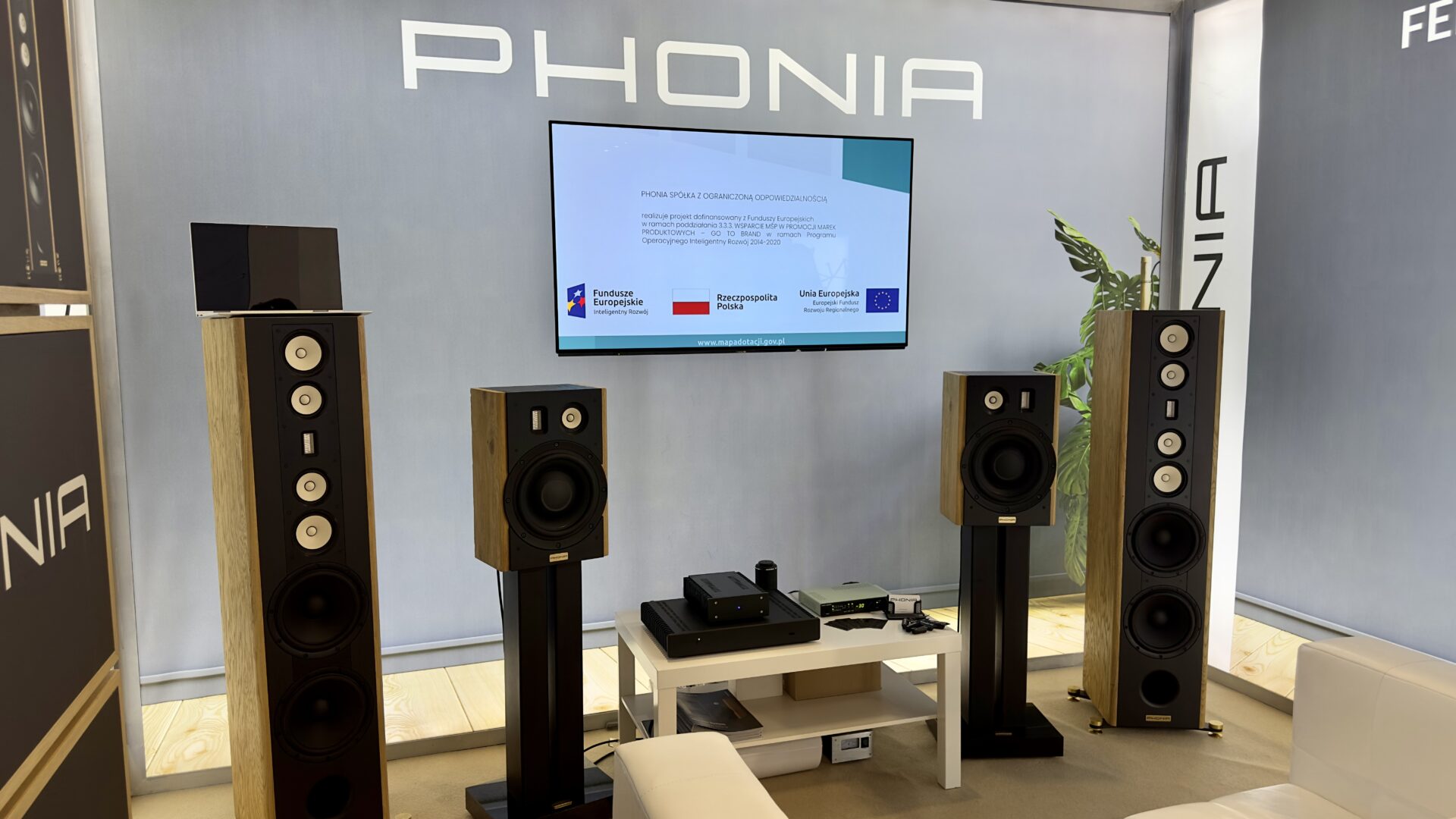 IFA 2023: Phonia Gravis 400 høyttalere