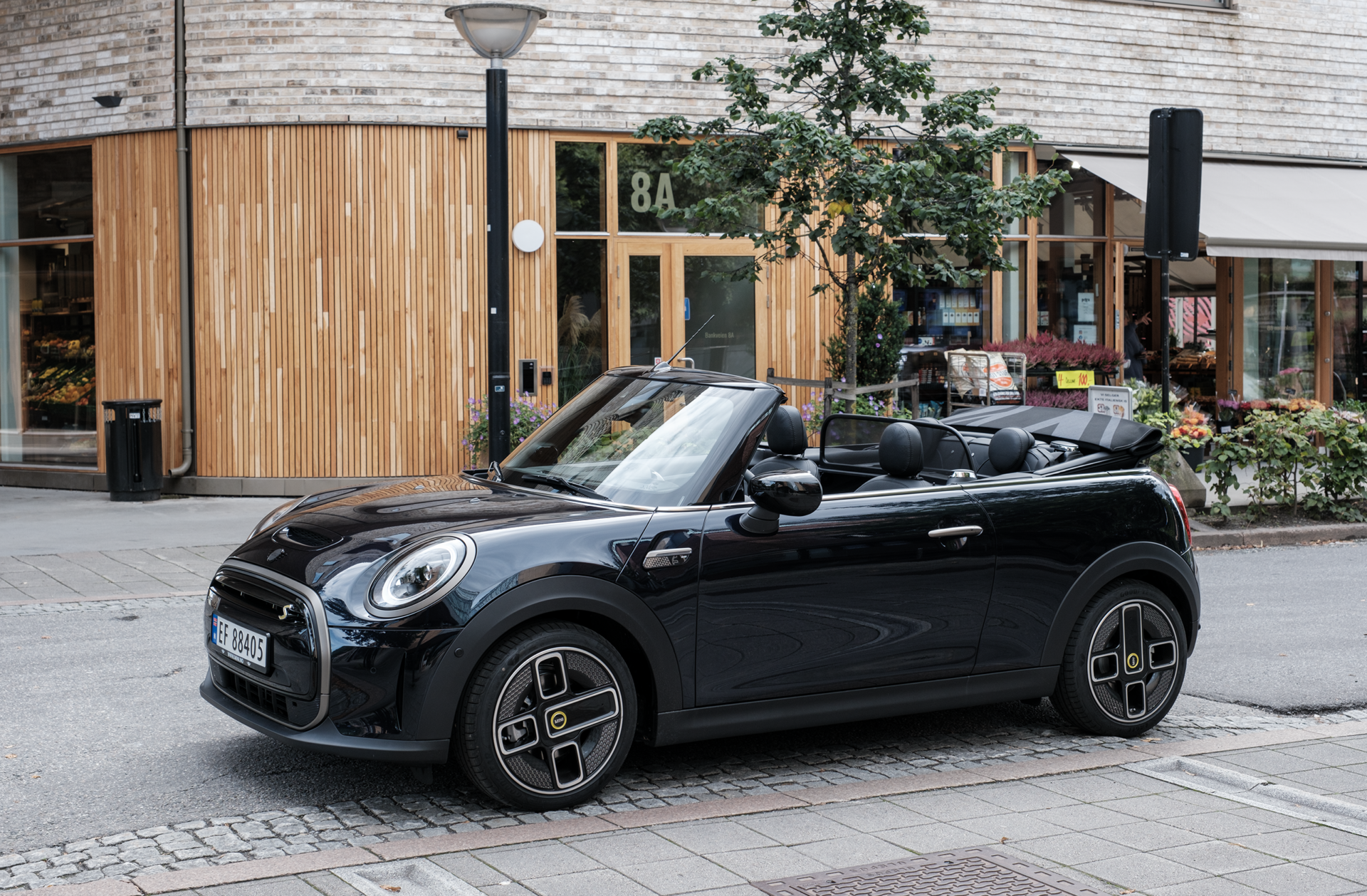 Mini Cooper SE Cabriolet