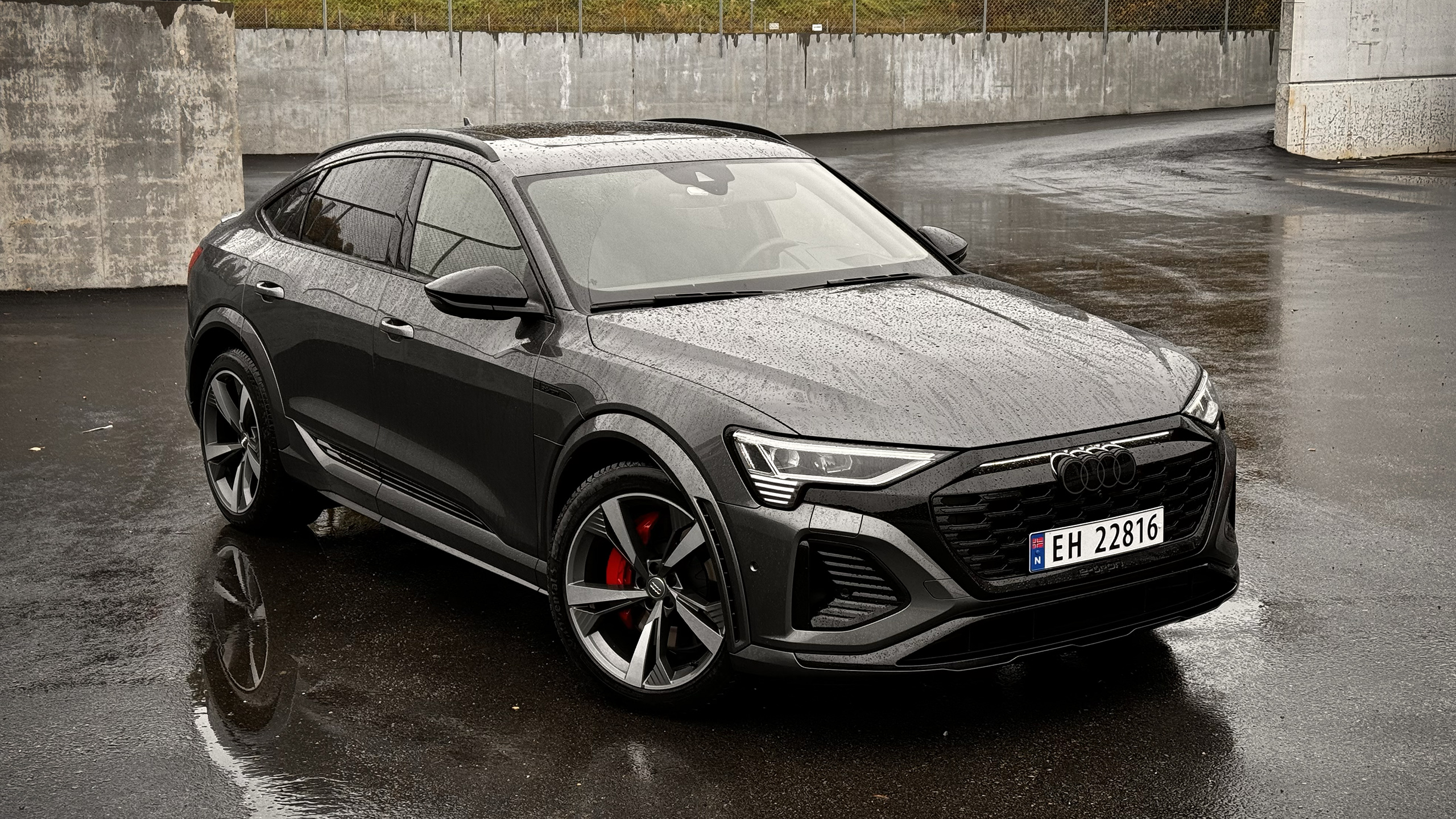Audi e tron pris deals