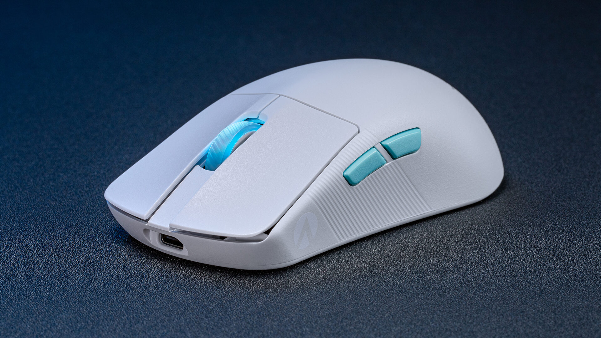 Asus ROG Harpe Ace Aim Lab Edition 24