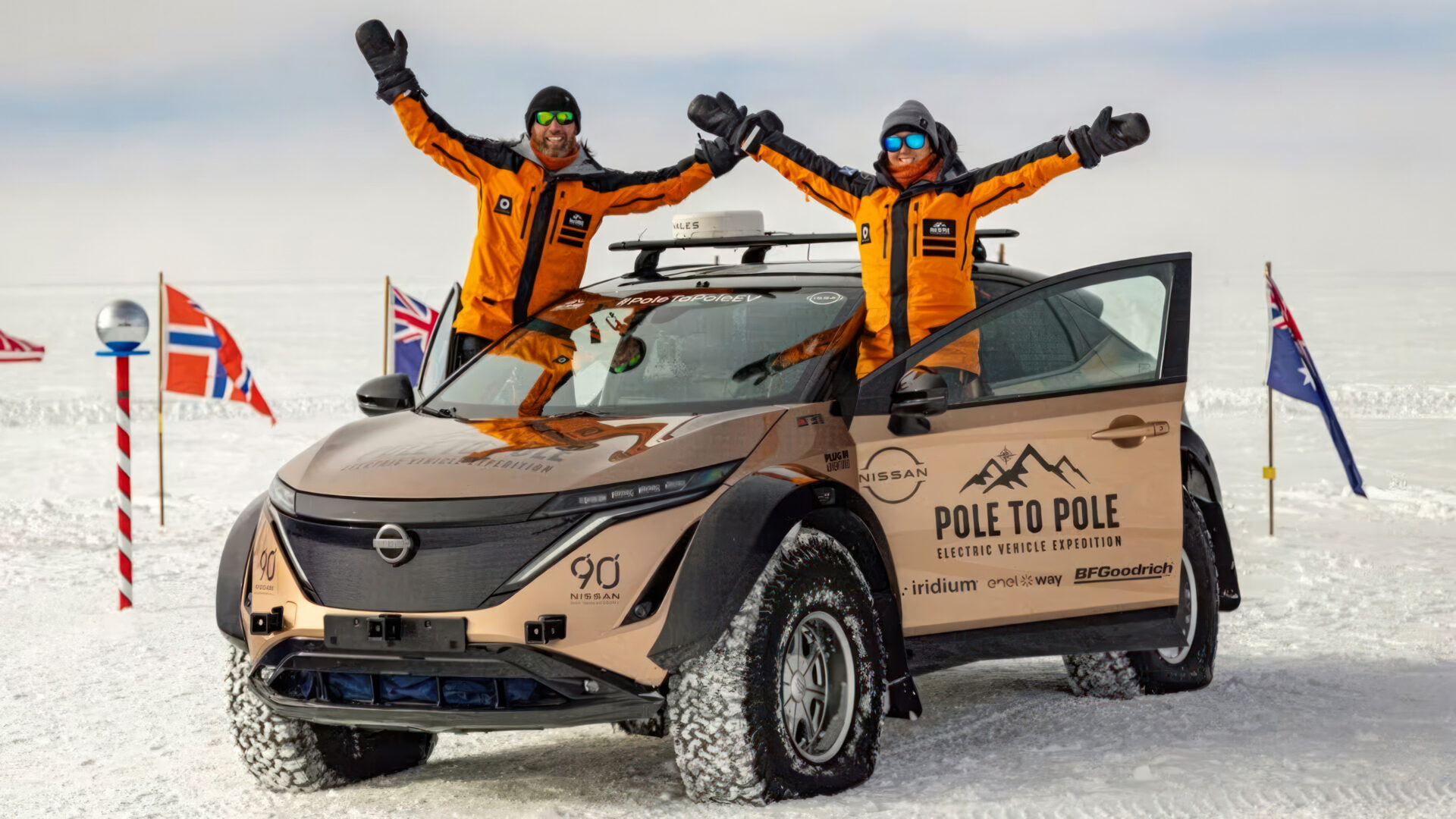 Nordpolen til Sydpolen – for første gang med bil