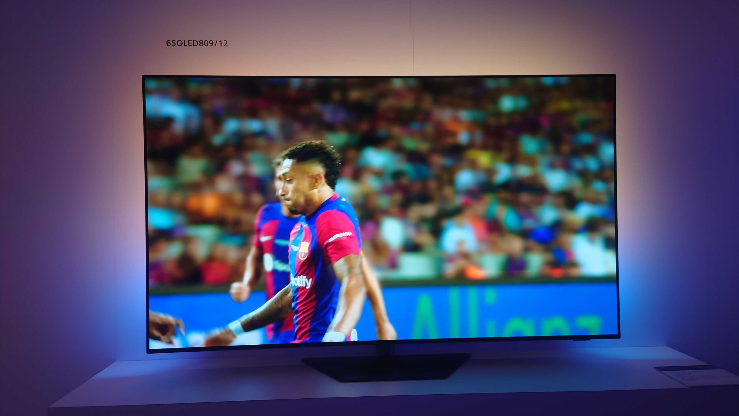 Lys, kamera, action: Philips lanserer nye 2024 TV-modeller