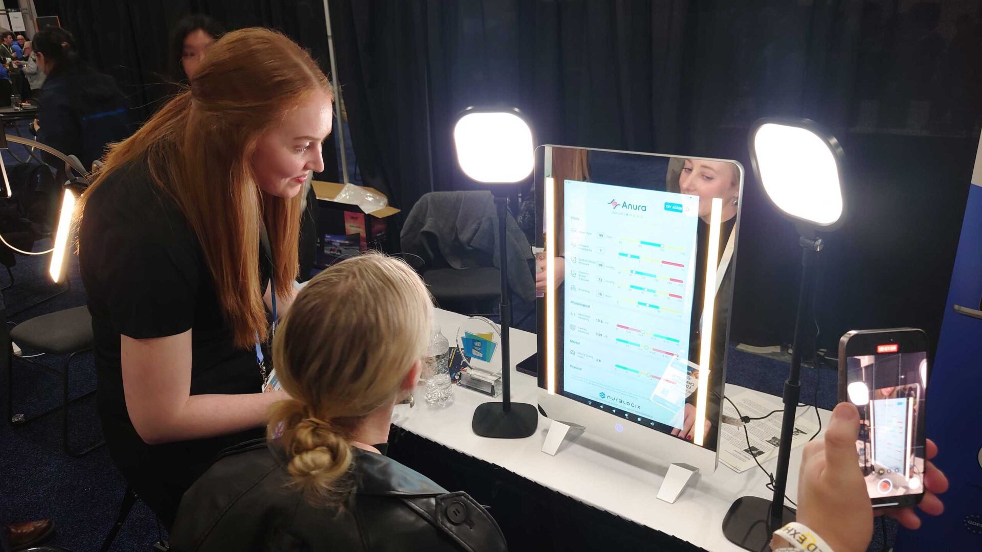 CES 2024: Anura MagicMirror overvåker helsen din