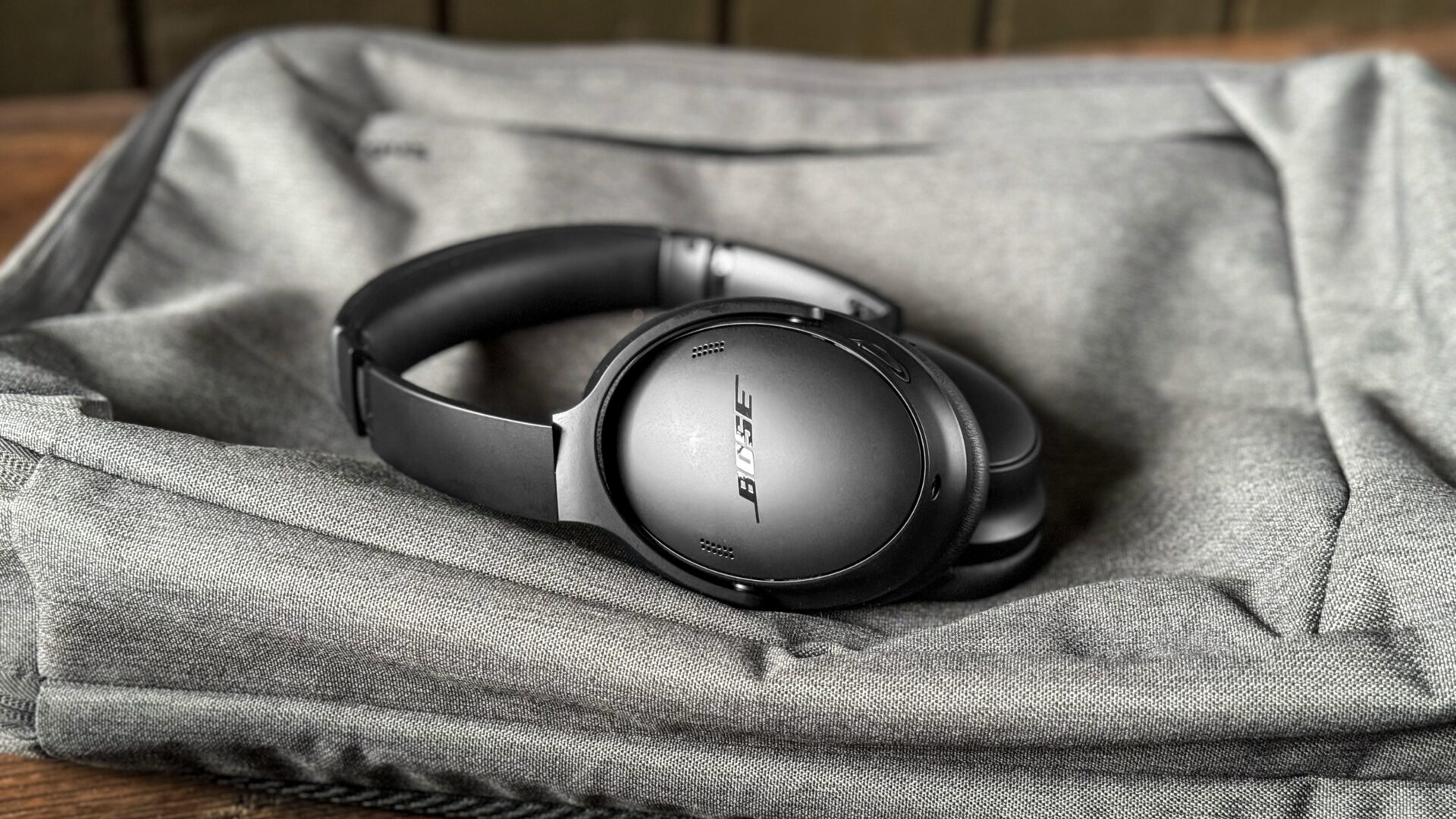 Bose QuietComfort Headphones SPREAD