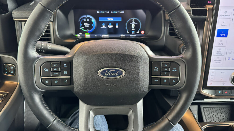 Ford F-150 Lightning steeringwheel