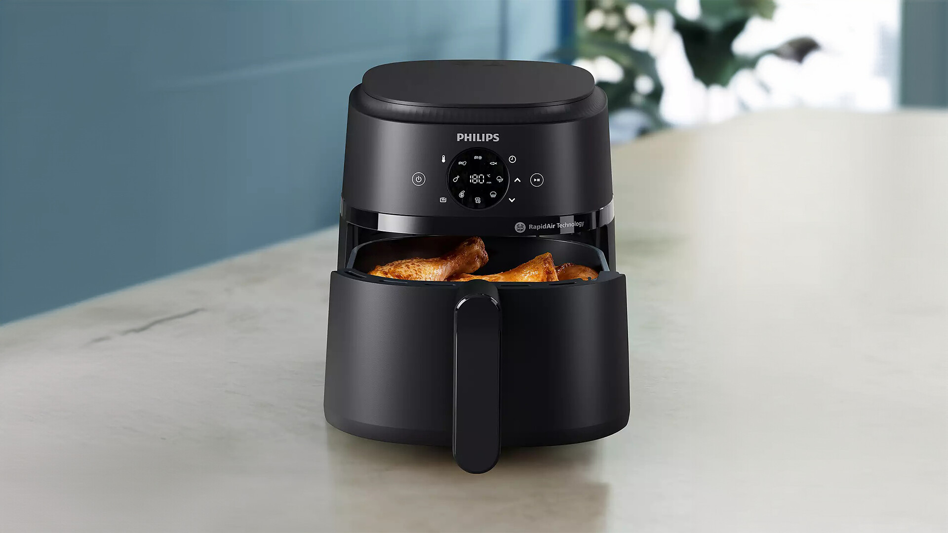 Philips nye airfryer lar deg følge med på stekingen