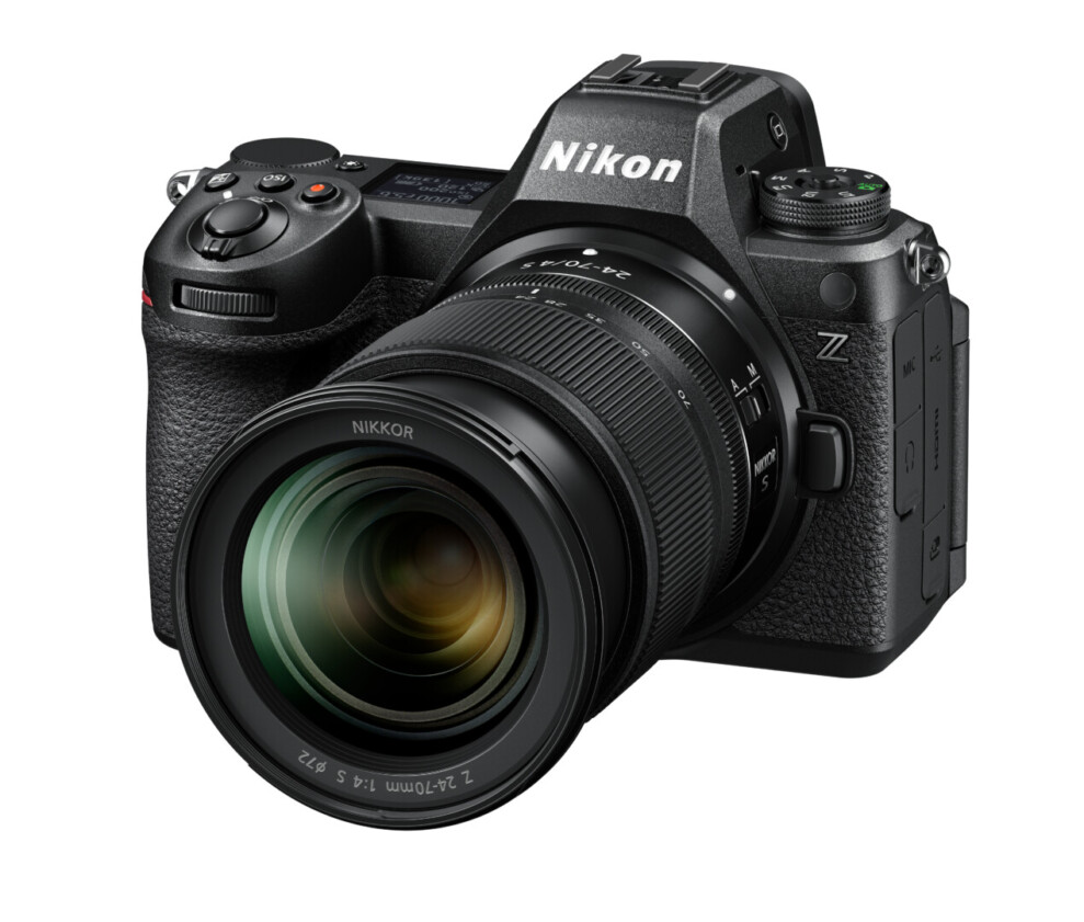 Z6III_24-70_4_front34l_50033