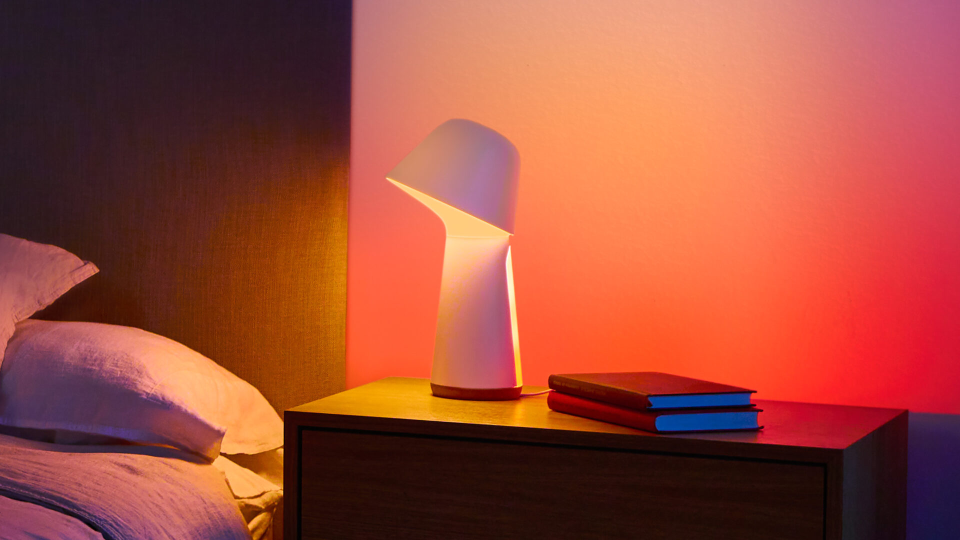 Komplett og Power slår opp med Philips Hue