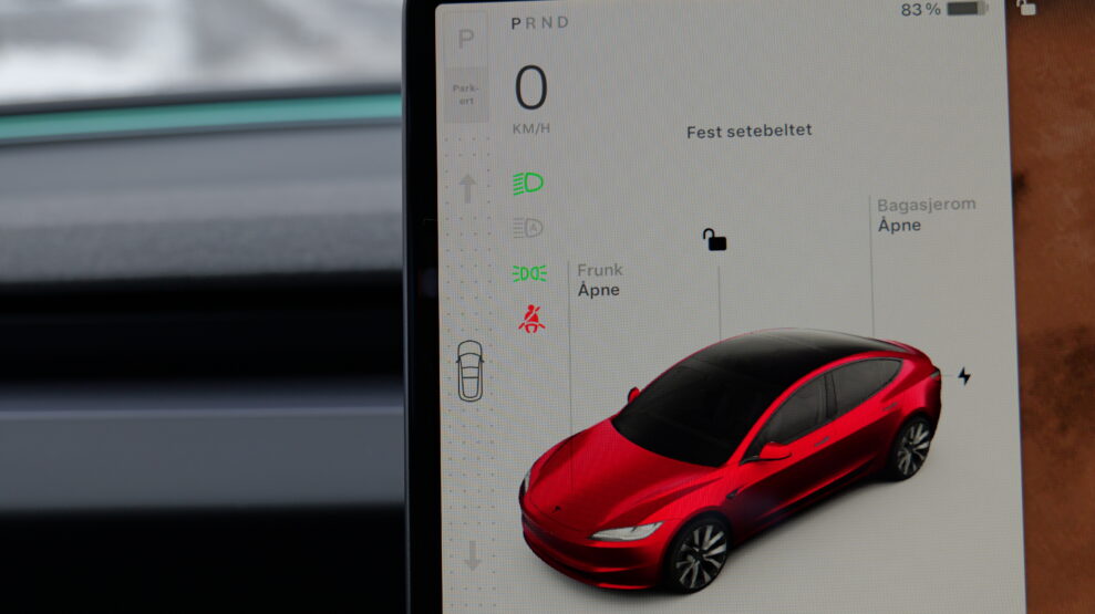 Tesla Model 3 infotainment