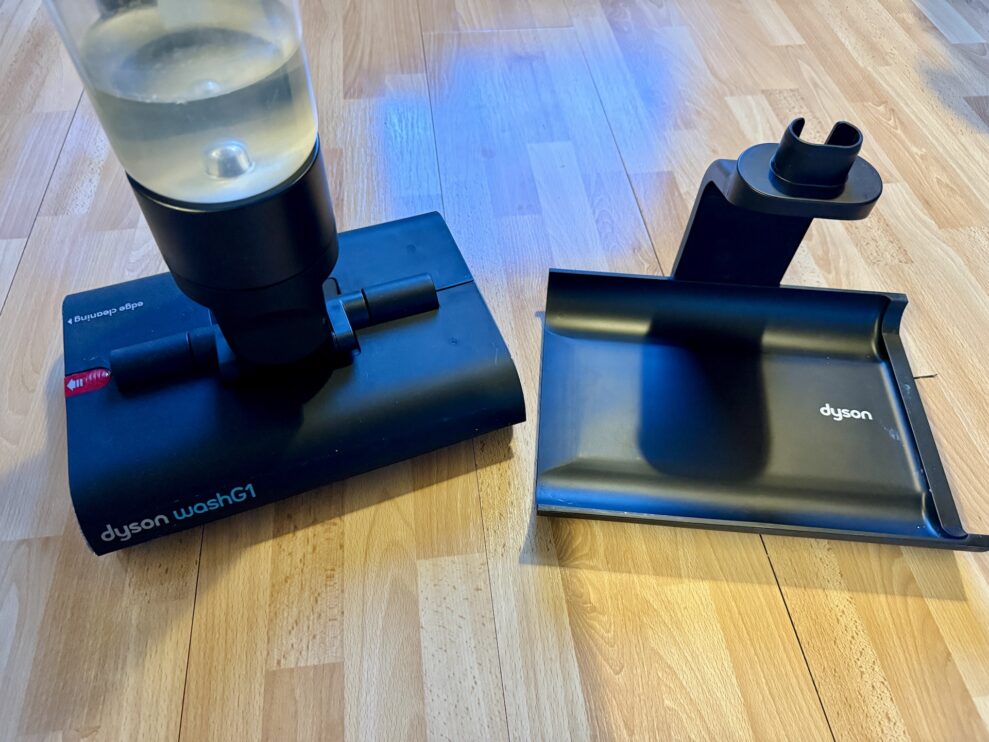 Dyson WashG1 2 Dyson WashG1 2