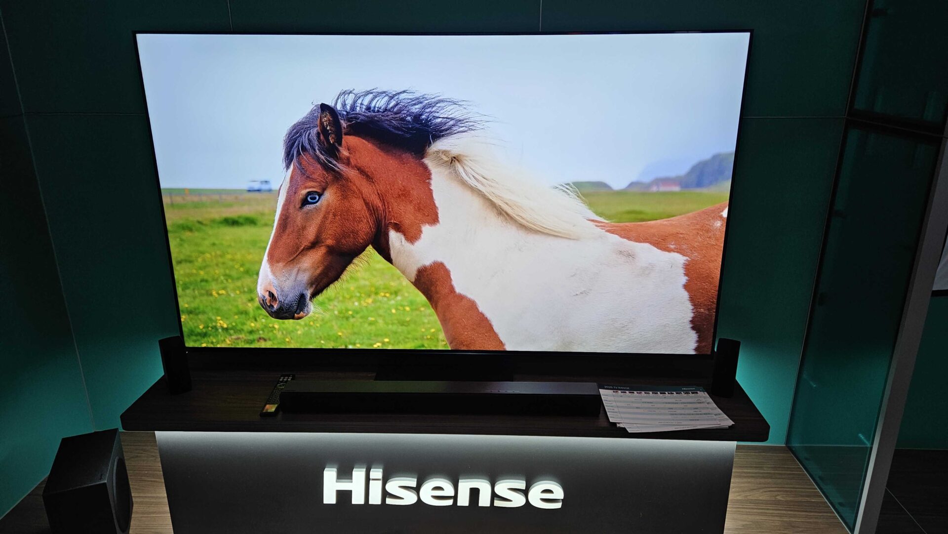 Hisense debuterer hos Elkjøp – med TV-er helt opp til 116 tommer 2 Hisense debuterer hos Elkjøp – med TV-er helt opp til 116 tommer 2