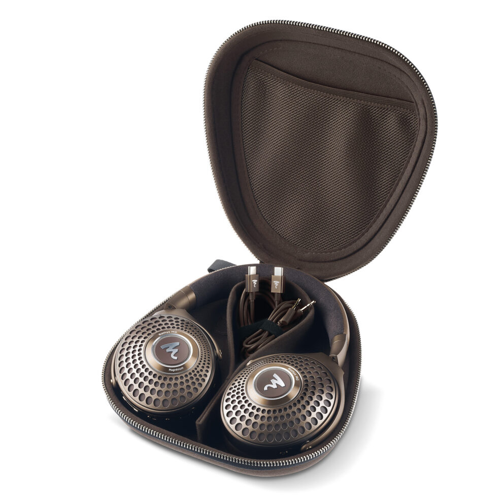 Focal Bathys MG 5 Bathys_MG_Case_Ouv_A