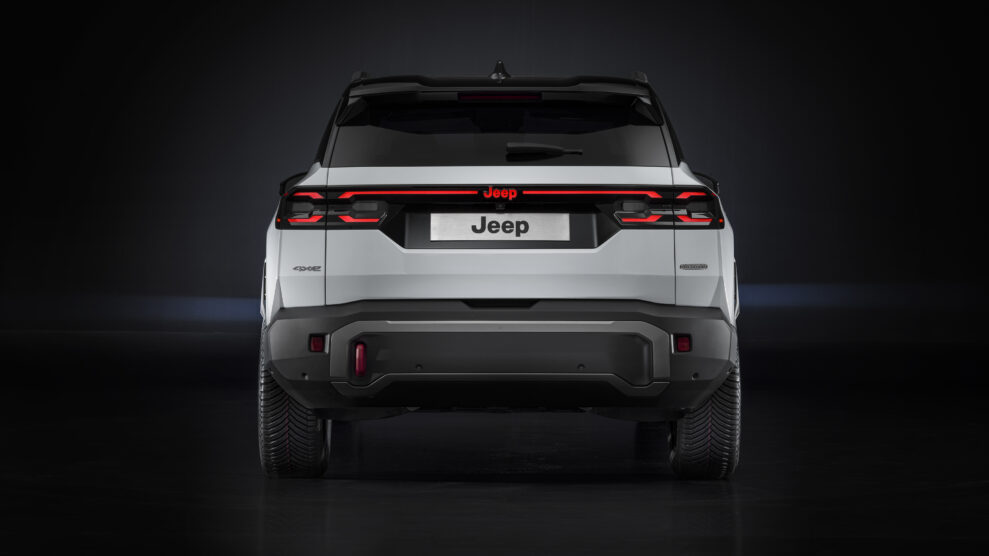Jeep Compass EV: Kompromissløs terrengbil blir elektrisk 3 Jeep Compass EV: Kompromissløs terrengbil blir elektrisk 2