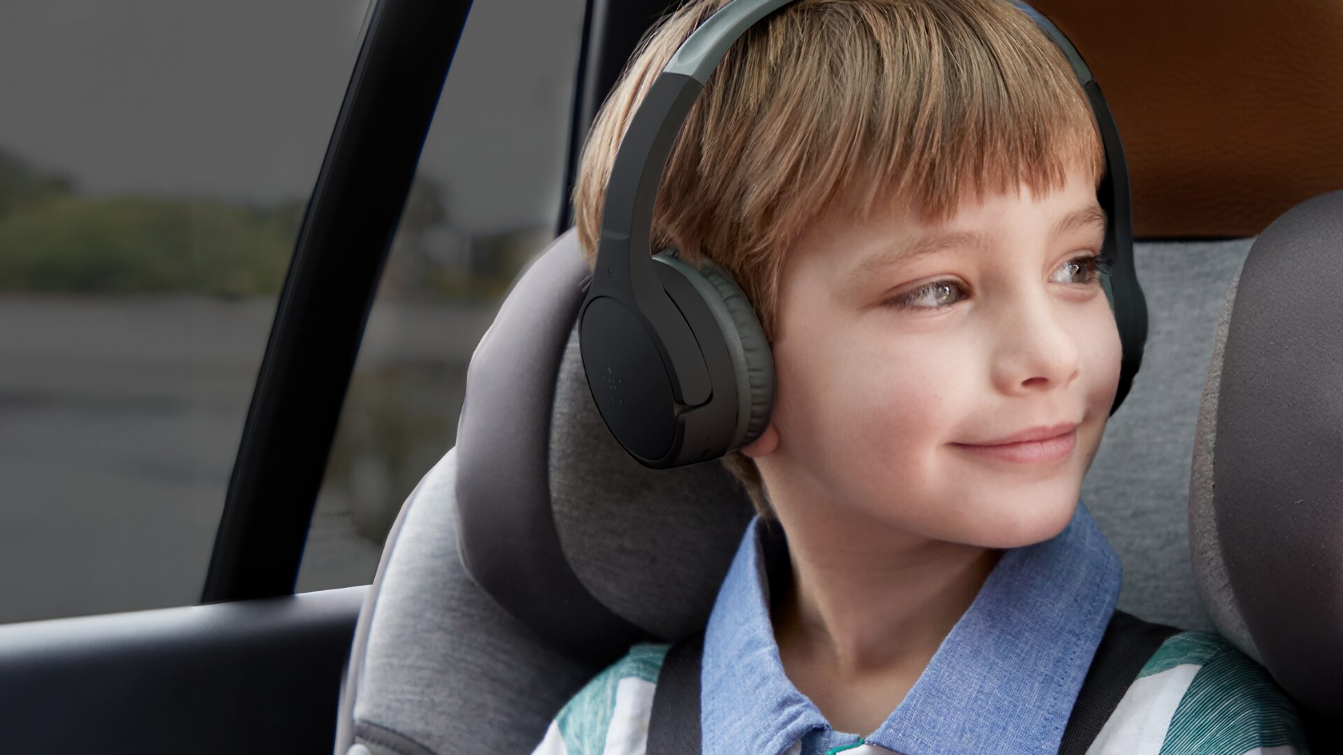 Belkin Soundform Mini black lifestyle 2