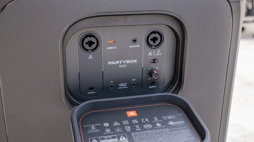 JBL tilkoblinger