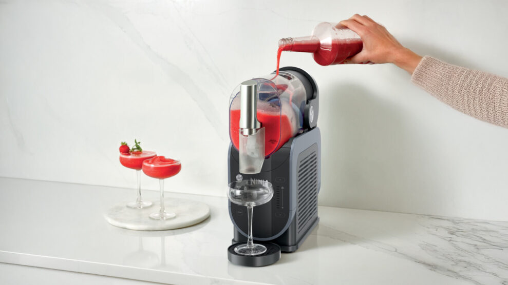 Ninja Slushi pour